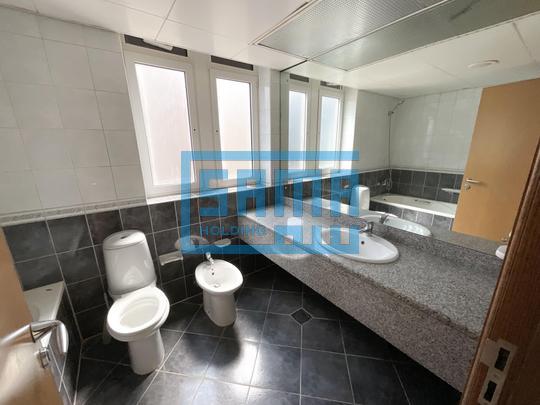 3 Bedrooms Apartment with Basement Parking Area for Rent located in Corniche Road, Abu Dhabi