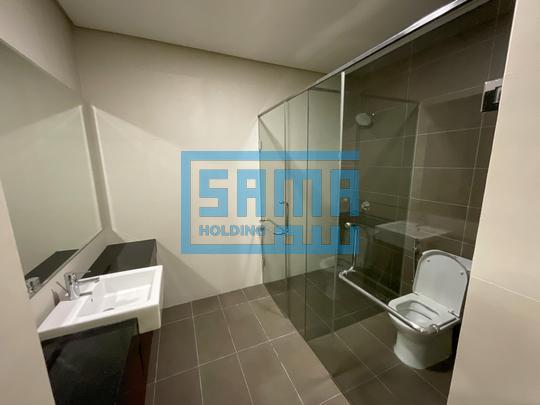 Luxurious Waterfront 5 Bedrooms Penthouse for Sale located in Marina Square, Al Reem Island, Abu Dhabi