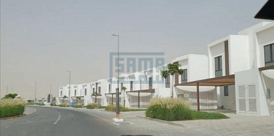 An Exquisitely Designed Townhouse with 2 Bedrooms for Sale at Al Ghadeer, Abu Dhabi