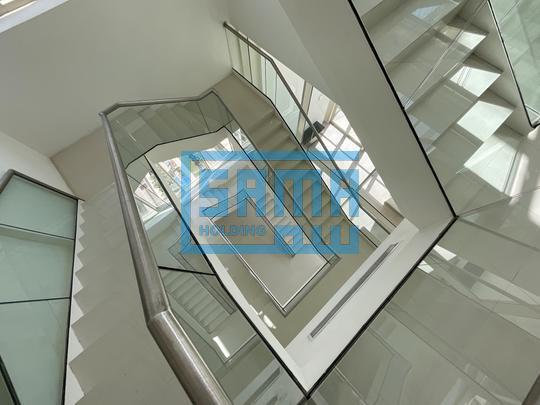 Waterfront Living | 5 Bedrooms Penthouse for Sale located in Burooj Views, Marina Square, Al Reem Island, Abu Dhabi