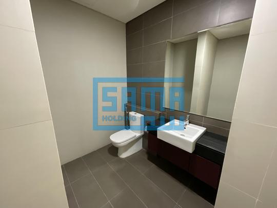 Waterfront Living | 5 Bedrooms Penthouse for Sale located in Burooj Views, Marina Square, Al Reem Island, Abu Dhabi