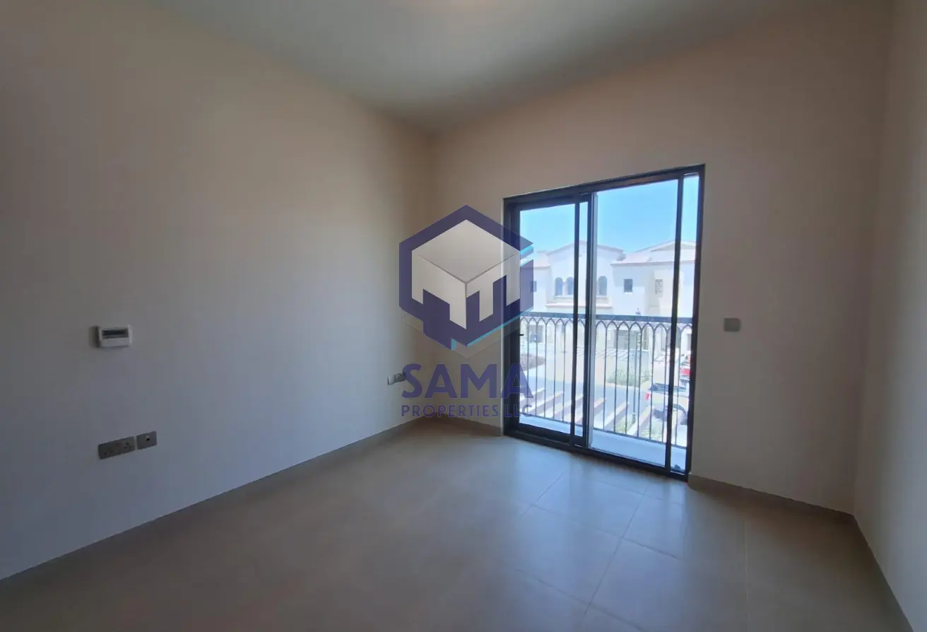 Hot Deal | Luxurious 3 BR with Maid's Room Townhouse  for Rent | Prime Location